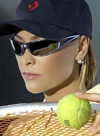 Hülya Avşar Fotoğrafı