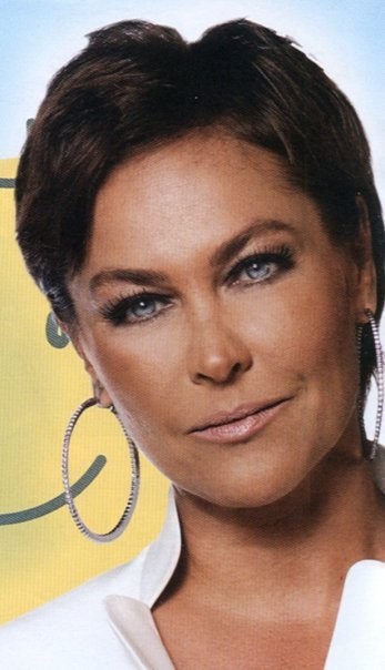 Hülya Avşar Fotoğrafı