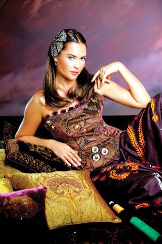 Hülya Avşar Fotoğrafı