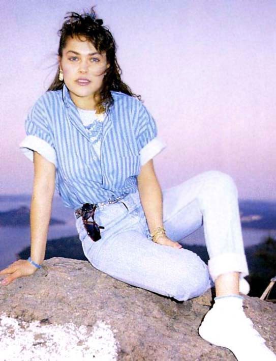 Hülya Avşar Fotoğrafı