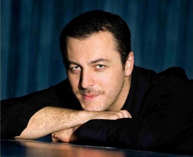 Yetkin Dikinciler Fotoğrafı