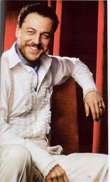 Yetkin Dikinciler Fotoğrafı