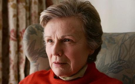 Julie Walters Fotoğrafı