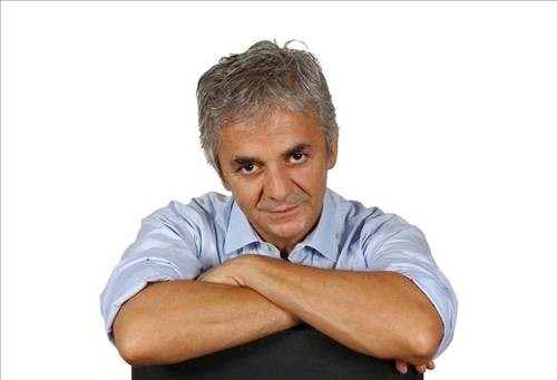 Zafer Algöz Fotoğrafı