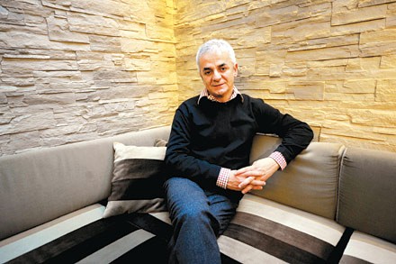 Zafer Algöz Fotoğrafı