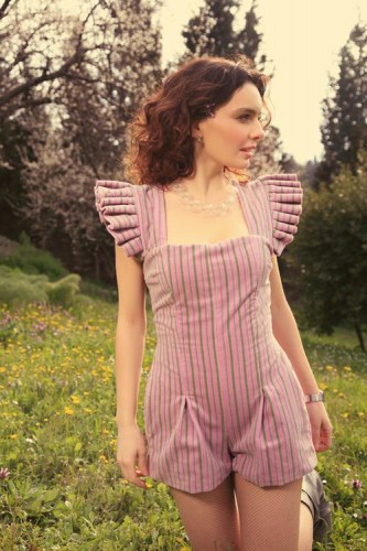 Nil Karaibrahimgil Fotoğrafı