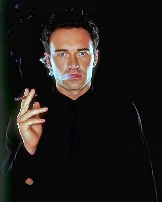 Julian McMahon Fotoğrafı