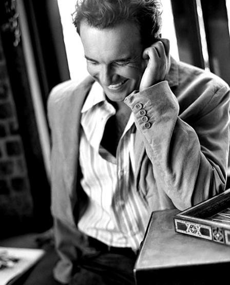 Julian McMahon Fotoğrafı