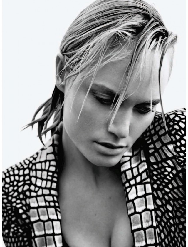 Amber Valletta fotoğrafı