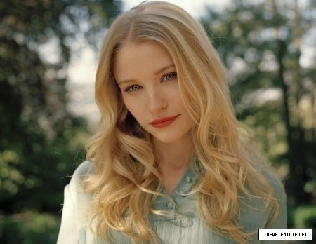 Emilie de Ravin Fotoğrafı