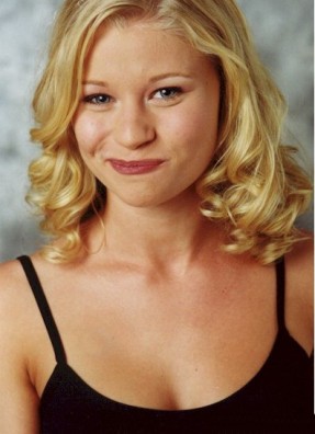 Emilie de Ravin Fotoğrafı