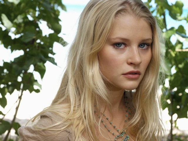 Emilie de Ravin Fotoğrafı