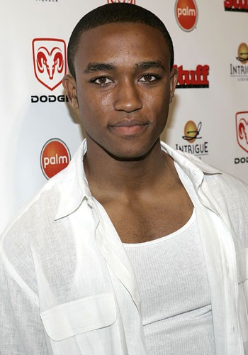 Lee Thompson Young Fotoğrafı