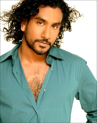 Naveen Andrews Fotoğrafı