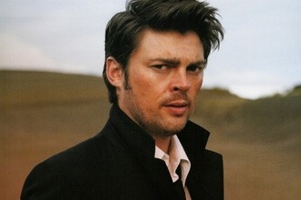 Karl Urban Fotoğrafı