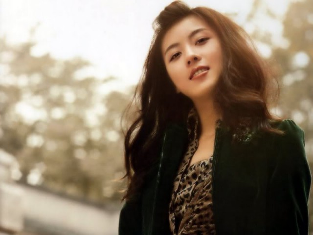 Ha Ji-won Fotoğrafı