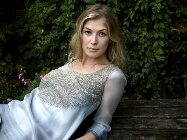 Rosamund Pike Fotoğrafı