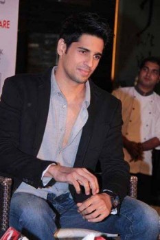 Sidharth Malhotra Fotoğrafı