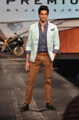 Sidharth Malhotra Fotoğrafı