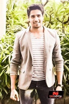 Sidharth Malhotra Fotoğrafı