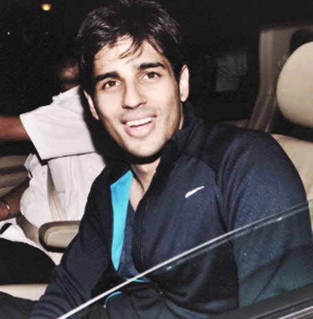 Sidharth Malhotra Fotoğrafı