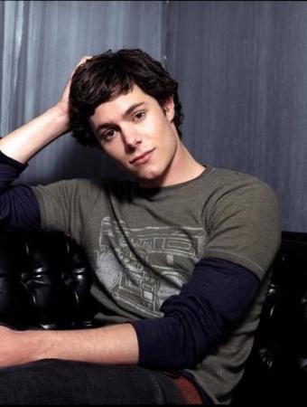 Adam Brody Fotoğrafı
