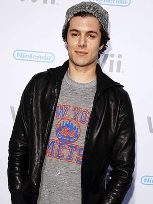 Adam Brody Fotoğrafı
