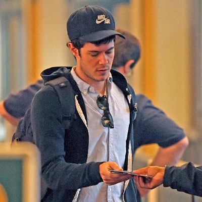 Adam Brody Fotoğrafı
