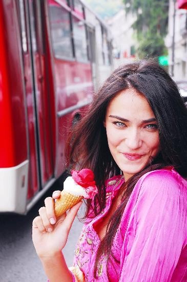 Saadet Işıl Aksoy Fotoğrafı