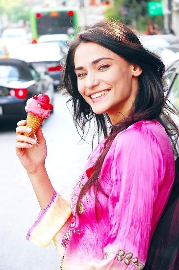 Saadet Işıl Aksoy Fotoğrafı