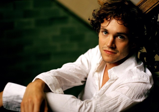 Hugh Dancy Fotoğrafı