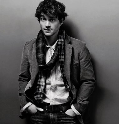 Hugh Dancy Fotoğrafı