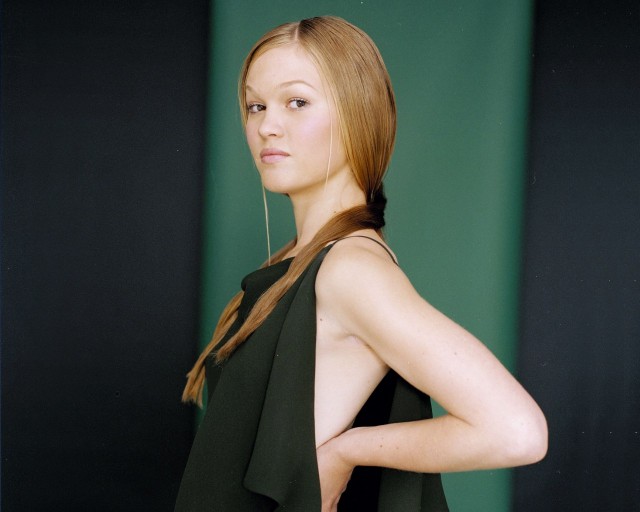 Julia Stiles Fotoğrafı