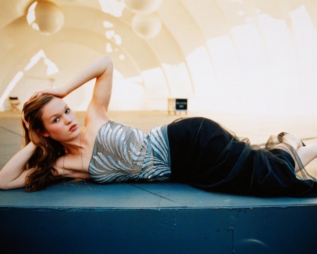 Julia Stiles Fotoğrafı