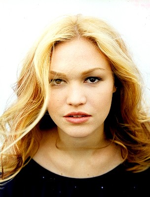 Julia Stiles Fotoğrafı