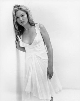 Julia Stiles Fotoğrafı