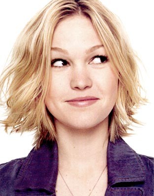 Julia Stiles Fotoğrafı