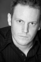 Danny George fotoğrafı