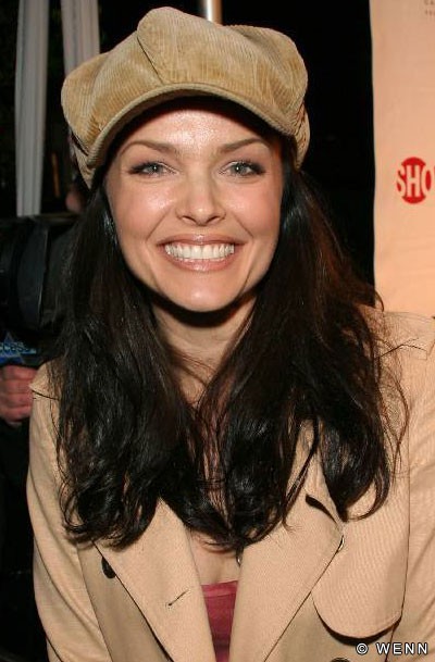 Dina Meyer fotoğrafı