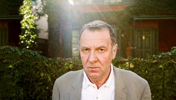 Tom Wilkinson Fotoğrafı