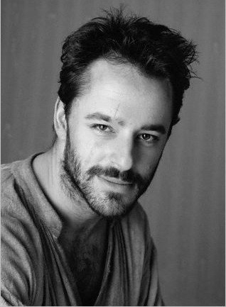 Gil Bellows Fotoğrafı