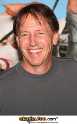 Dennis Dugan Fotoğrafı