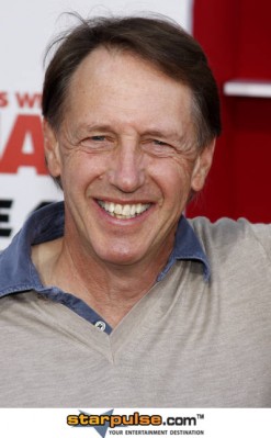 Dennis Dugan Fotoğrafı