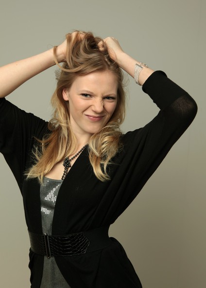 Emma Bell fotoğrafı