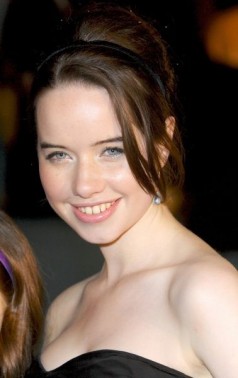Anna Popplewell Fotoğrafı
