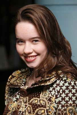 Anna Popplewell Fotoğrafı
