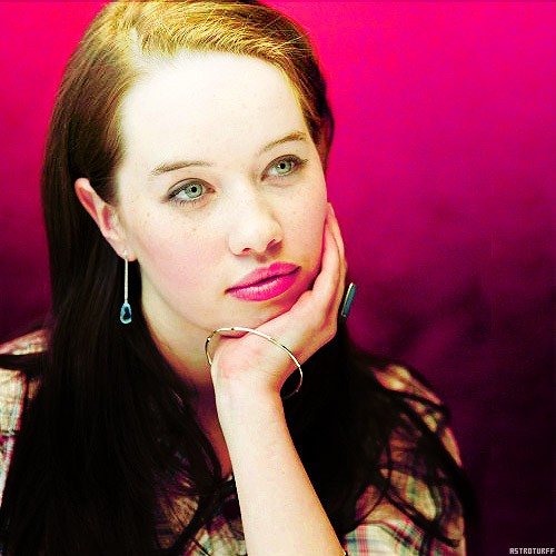 Anna Popplewell Fotoğrafı
