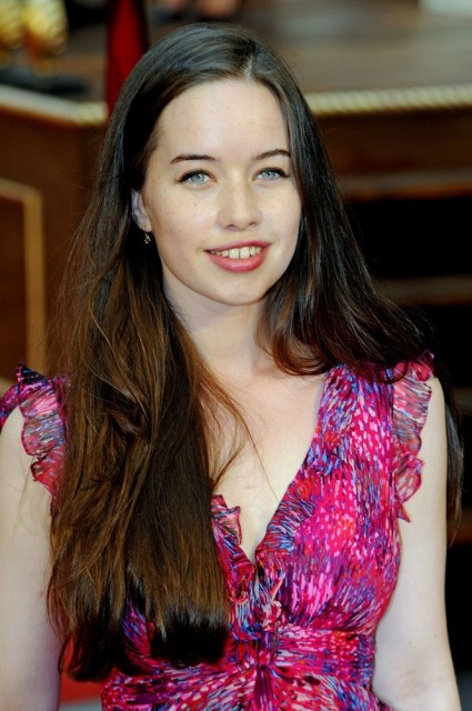 Anna Popplewell Fotoğrafı