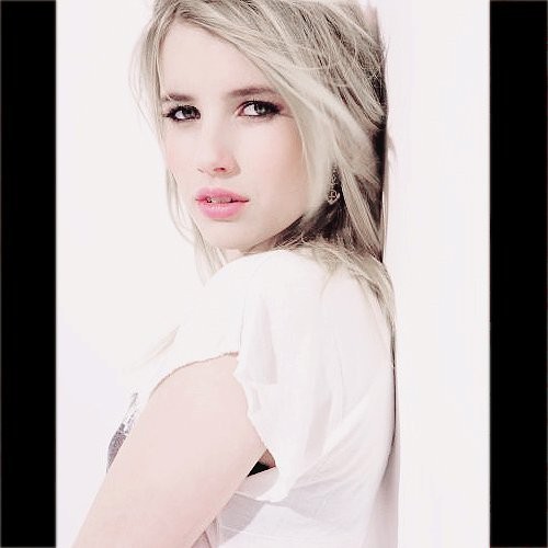 Emma Roberts Fotoğrafı