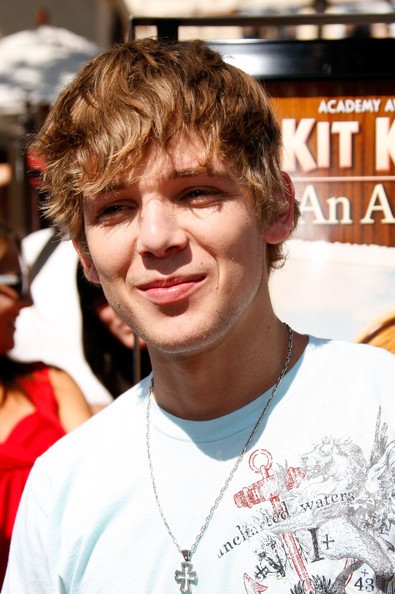 Max Thieriot Fotoğrafı